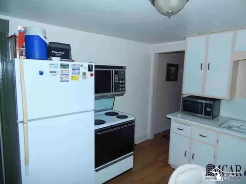 654 Washington, Temperance, MI 48182 photo 11