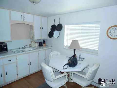 654 Washington, Temperance, MI 48182 photo 10