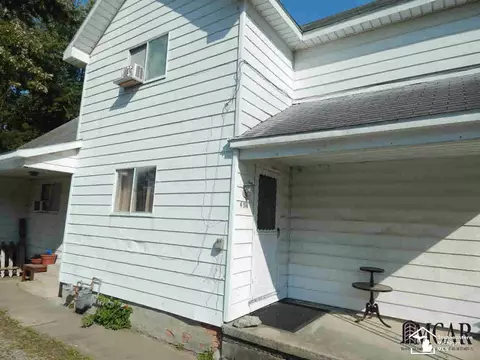 654 Washington, Temperance, MI 48182 photo 2