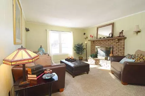 4610 Horton, Jackson, MI 49201 photo 2
