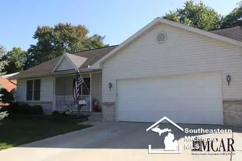 1422 Arbor, Monroe, MI 48162 photo 1