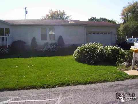 3106 Lakeview, Monroe, MI 48162 photo 4