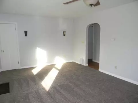 4520 Seymour, Jackson, MI 49201 photo 3