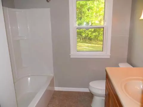 4520 Seymour, Jackson, MI 49201 photo 9