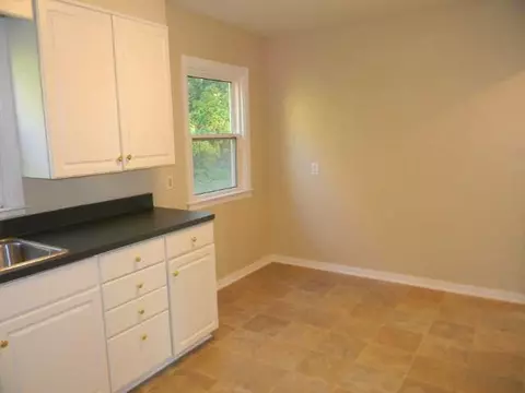 4520 Seymour, Jackson, MI 49201 photo 8