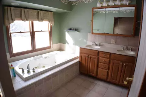 6306 Burning Tree, Jackson, MI 49201 photo 5