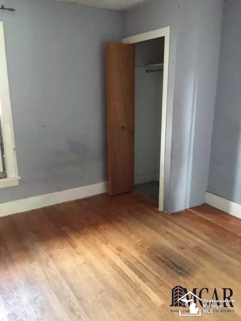 215 Cole, Monroe, MI 48162 photo 4