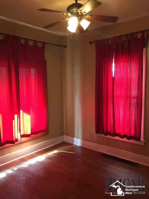215 Cole, Monroe, MI 48162 photo 5