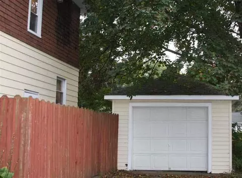 1107 Leroy, Jackson, MI 49202 photo 13