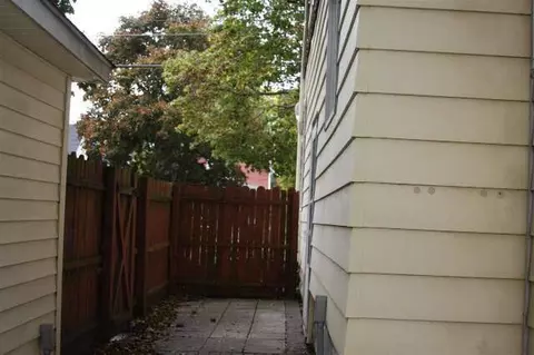 1107 Leroy, Jackson, MI 49202 photo 14