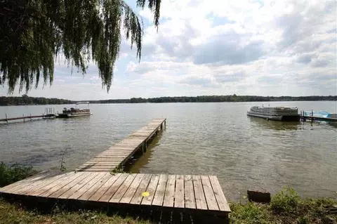 215 Ready, Munith, MI 49259 photo 2