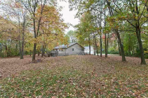 6260 Burning Tree, Jackson, MI 49201 photo 2
