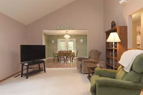 6260 Burning Tree, Jackson, MI 49201 photo 5