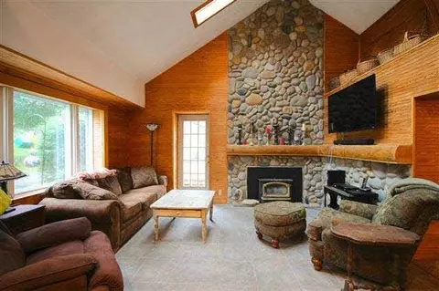 1605 Park, Jackson, MI 49203 photo 4
