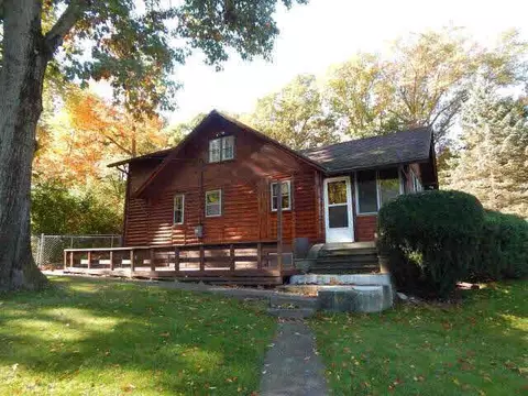 7249 Hague, Jackson, MI 49201 photo 2