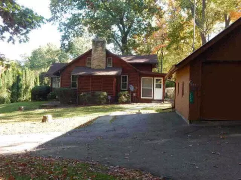 7249 Hague, Jackson, MI 49201 photo 1