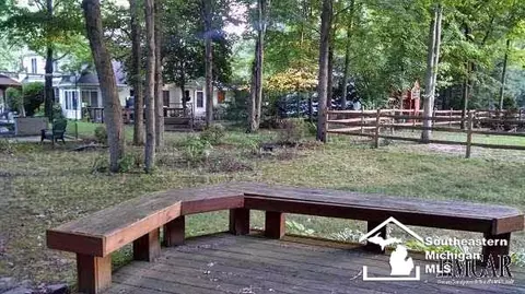 6815 Stonegate, Temperance, MI 48182 photo 2