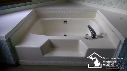 6815 Stonegate, Temperance, MI 48182 photo 7