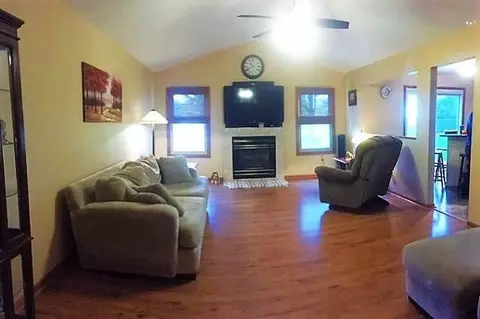 2104 Appleway, Jackson, MI 49203 photo 9