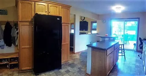 2104 Appleway, Jackson, MI 49203 photo 7