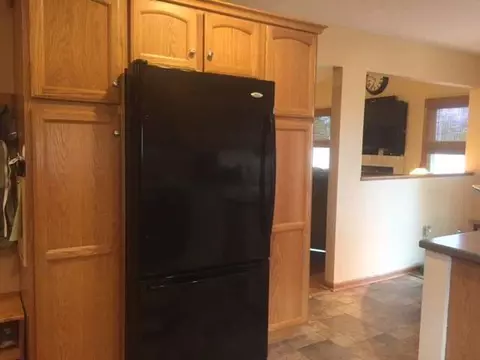 2104 Appleway, Jackson, MI 49203 photo 8