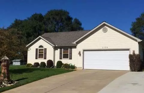 2104 Appleway, Jackson, MI 49203 photo 1