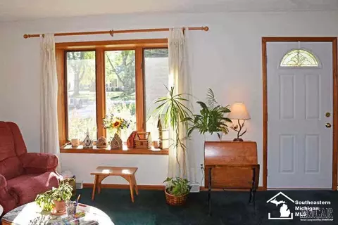 1126 Feltis, Temperance, MI 48182 photo 5