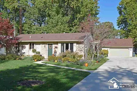 1126 Feltis, Temperance, MI 48182 photo 1