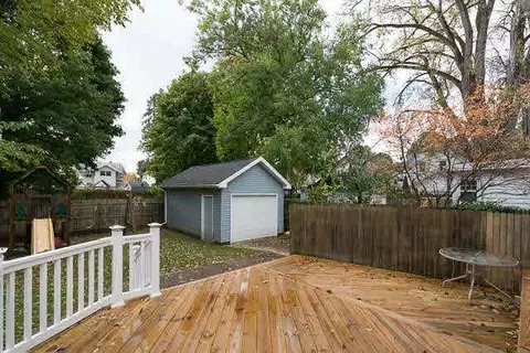 715 Douglas, Jackson, MI 49203 photo 26