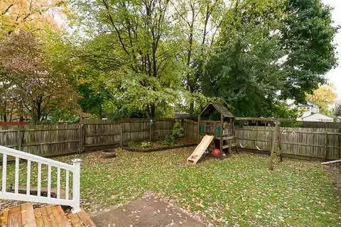 715 Douglas, Jackson, MI 49203 photo 27