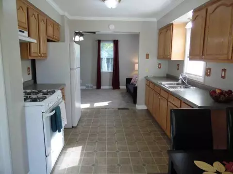 318 Watts, Jackson, MI 49203 photo 10