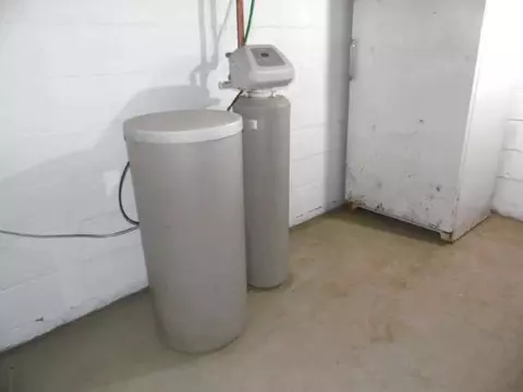 318 Watts, Jackson, MI 49203 photo 18