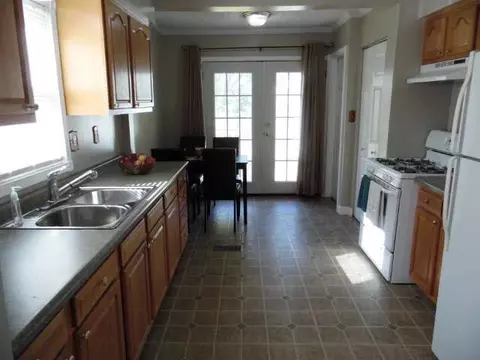 318 Watts, Jackson, MI 49203 photo 7