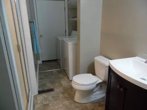 318 Watts, Jackson, MI 49203 photo 16