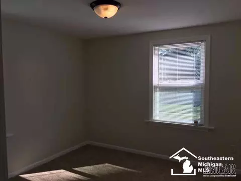 129 N Roessler, Monroe, MI 48162 photo 12