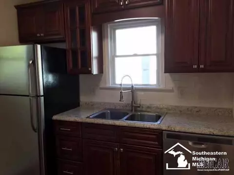 129 N Roessler, Monroe, MI 48162 photo 9
