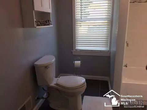 129 N Roessler, Monroe, MI 48162 photo 17