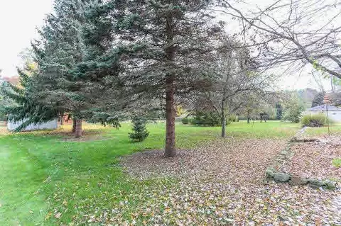 5645 Mapledale, Jackson, MI 49201 photo 2