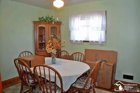 1254 Arbor, Monroe, MI 48162 photo 9