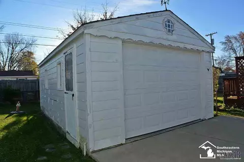 1254 Arbor, Monroe, MI 48162 photo 3