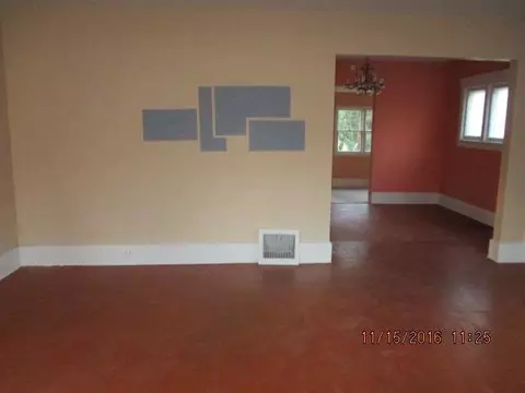 509 Commonwealth, Jackson, MI 49202 photo 2