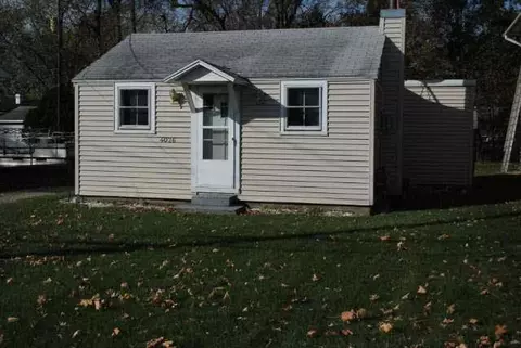 4026 Donnely, Jackson, MI 49201 photo 1