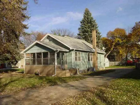 703 Winifred, Jackson, MI 49202 photo 1