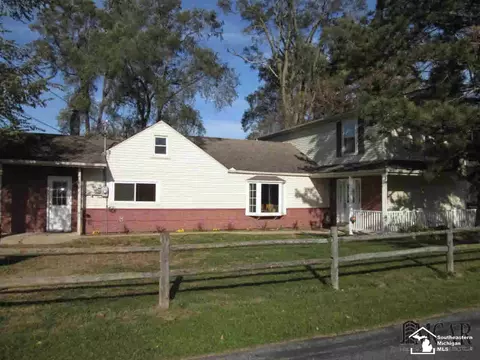 9233 Douglas, Temperance, MI 48182 photo 3