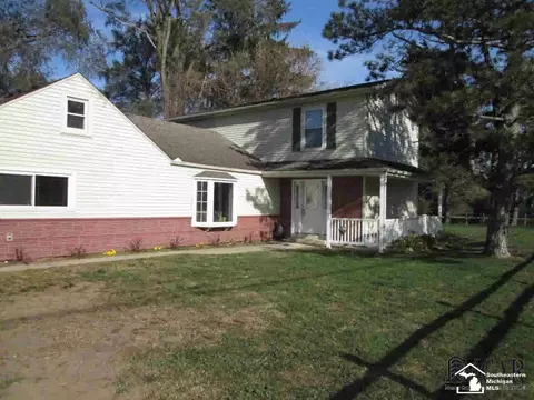 9233 Douglas, Temperance, MI 48182 photo 2