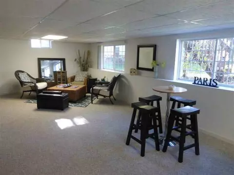870 Chamberlain, Jackson, MI 49203 photo 23