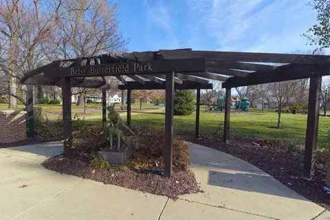 780 Crescent, Jackson, MI 49203 photo 23