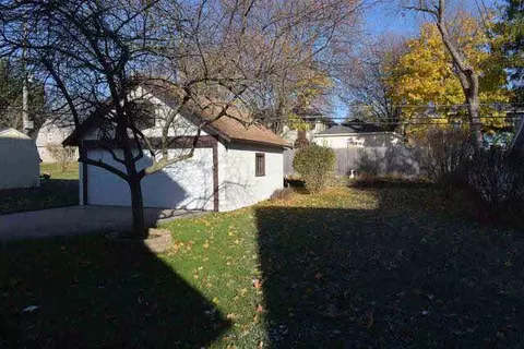 780 Crescent, Jackson, MI 49203 photo 21