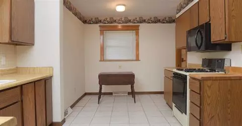 780 Crescent, Jackson, MI 49203 photo 9