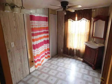 845 S Sutton, Jackson, MI 49202 photo 4